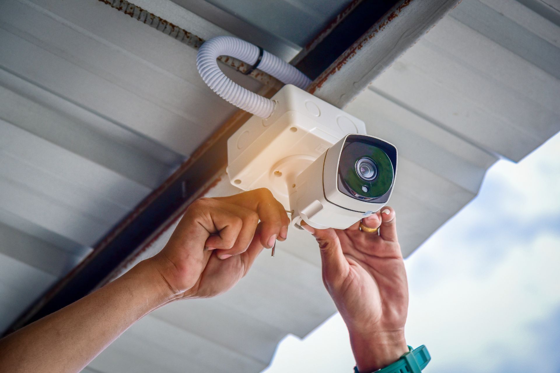 Setting Up Wireless Security Cameras for Enhanced Home Protection